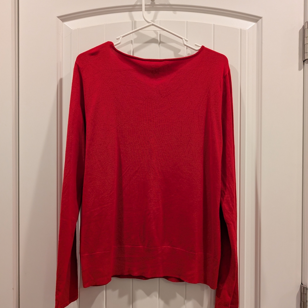 Women's Red Twist-Front Top - Picture 5 of 6